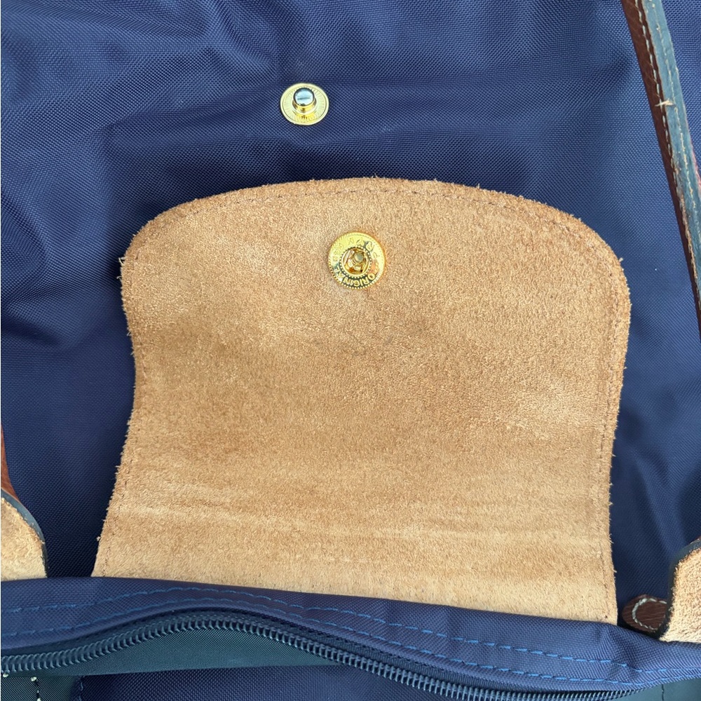 Longchamp Le Pliage Medium Shoulder Tote - Like New - Picture 7 of 9